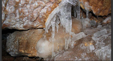 Elâzığ Buzluk Mağarası