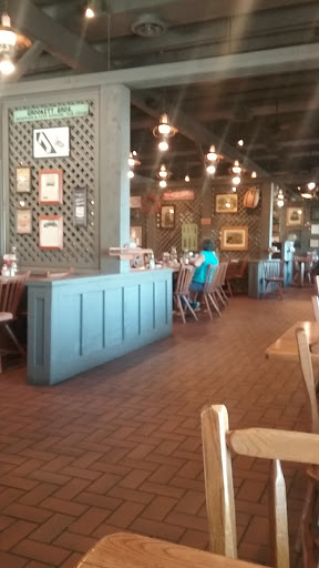 American Restaurant «Cracker Barrel Old Country Store», reviews and photos, 3701 Elmsley Ct, Greensboro, NC 27406, USA