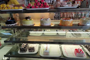 Gurukripa Ice Cream Parlour and cake shop image