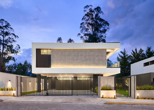 RIVAYO - Arquitectos / Interiorismo / Construcción