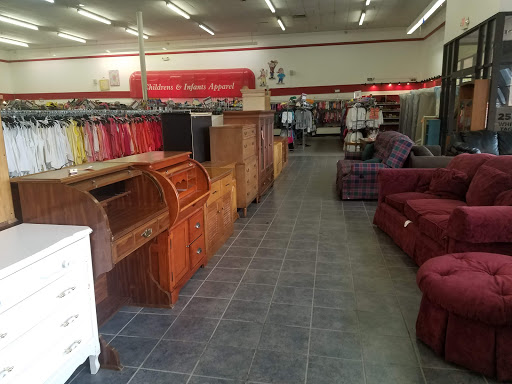 Thrift Store «The Salvation Army Family Store & Donation Center», reviews and photos, 823 E Auburn Rd, Rochester Hills, MI 48307, USA