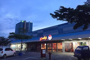 Carrefour Solo Baru image