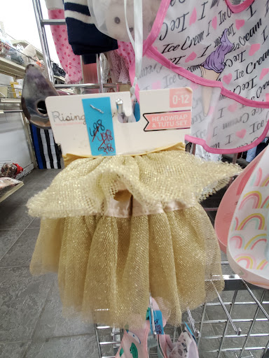 Thrift Store «Fan Tastic Thrift Store», reviews and photos, 1914 W Main St, Richmond, VA 23220, USA