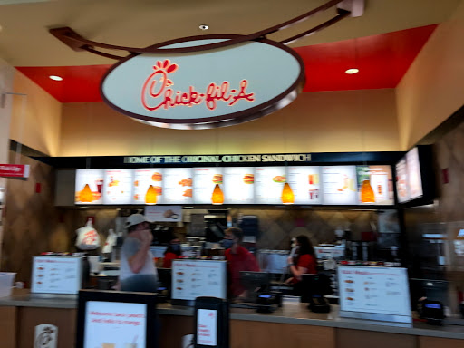 Fast Food Restaurant «Chick-fil-A», reviews and photos, 2856 E 3rd St C-9, Bloomington, IN 47401, USA