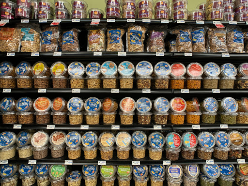 Supermarket «Giant Eagle Supermarket», reviews and photos, 14100 Detroit Ave, Lakewood, OH 44107, USA