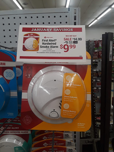 Hardware Store «Umatilla Hardware Inc», reviews and photos, 811 N Central Ave, Umatilla, FL 32784, USA