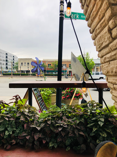 Coffee Shop «Brewpoint Coffee», reviews and photos, 124 W Park Ave, Elmhurst, IL 60126, USA