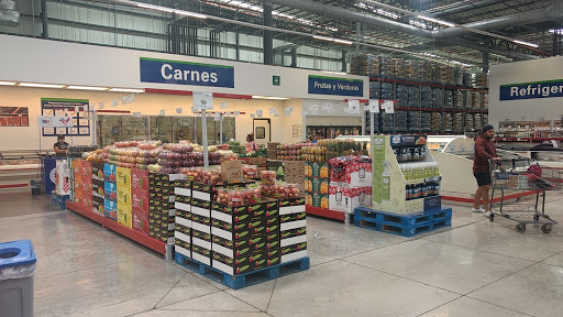 Tienda de mobiliario para supermercados y comercios Mérida