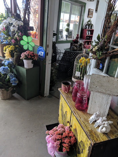 Florist «Sequoia Flowers Produce & More», reviews and photos, 20940 Ave 296, Exeter, CA 93221, USA
