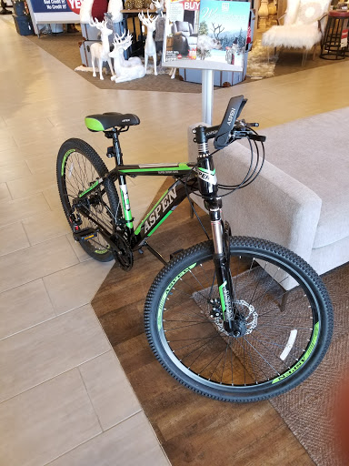 Furniture Store «Art Van Furniture - Orland Park», reviews and photos, 15080 South La Grange Road, Orland Park, IL 60462, USA