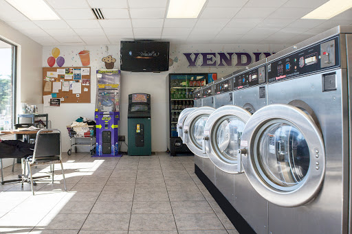 Dry Cleaner «Starcrest Cleaners», reviews and photos, 7504 N University St, Peoria, IL 61614, USA