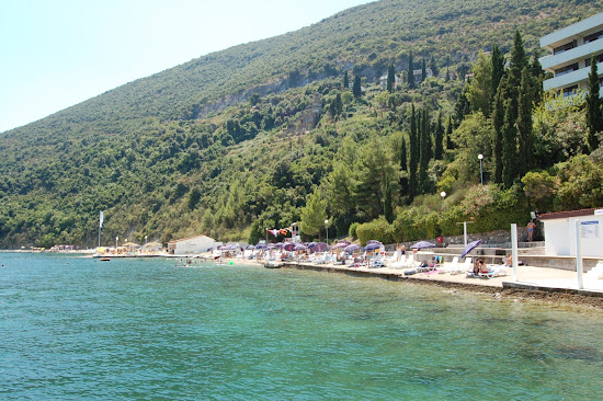 Njivice beach