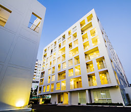 Kanavera House, Sriracha Hotel & Serviced Apartments โรงแรม คานาเวร่า เฮ้าส์ photo