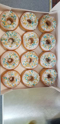 Donut Shop «J J Donut Shop», reviews and photos, 1618 State Hwy 161, Grand Prairie, TX 75050, USA