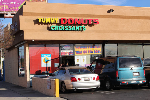 Yummy Donuts, 16156 San Fernando Mission Blvd, Granada Hills, CA 91344, USA, 