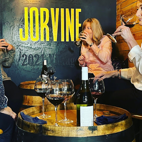 Comments and reviews of JORVINE