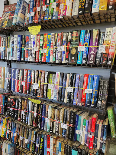 Used Book Store «Bring Your Old Books», reviews and photos, 48551 Van Dyke, Shelby Charter Township, MI 48317, USA