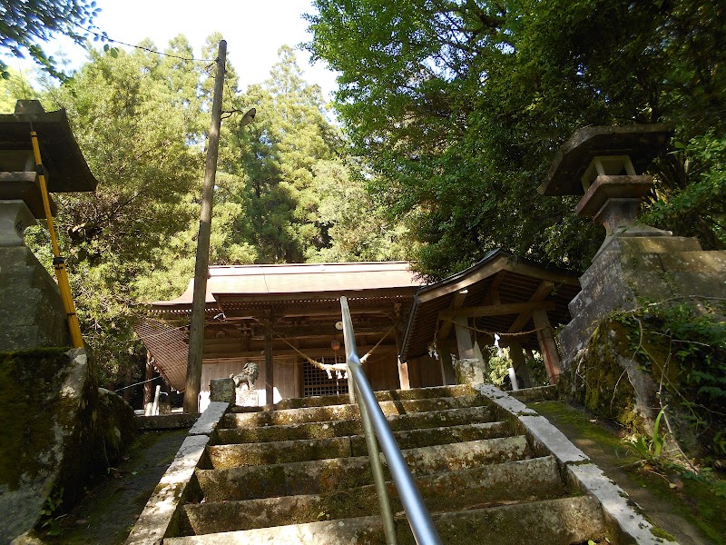 戸山神社