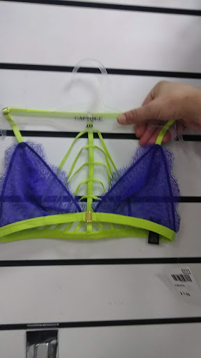 Shopping Mall «Great Western Shopping Center», reviews and photos, 240 N Wilson Rd, Columbus, OH 43204, USA