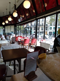 Atmosphère du Restaurant Le Wepler à Paris - n°8