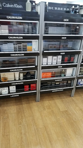 Hair Salon «Ulta Beauty», reviews and photos, 8210 Macedonia Commons Blvd #28, Macedonia, OH 44056, USA