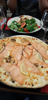 Plats et boissons du Pizzeria Capriccio Pizza Artigues à Artigues-près-Bordeaux - n°14