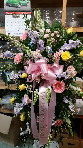 Florist «A & B Florist», reviews and photos, 908 S Cashua Dr, Florence, SC 29501, USA