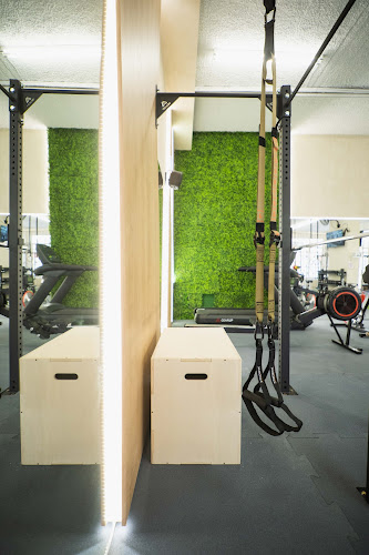 Αριάδνης 2, Νεροκούρος 731 00