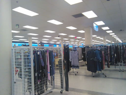 Clothing Store «Ross Dress for Less», reviews and photos, 2905 50th St, Lubbock, TX 79413, USA