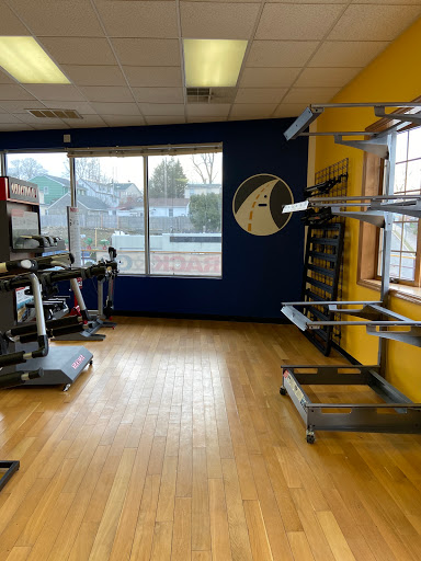 Auto Parts Store «Rack & Go», reviews and photos, 420 Tarrytown Rd, White Plains, NY 10607, USA