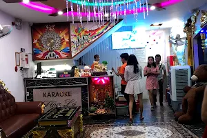 Karaoke Hoa Lư image