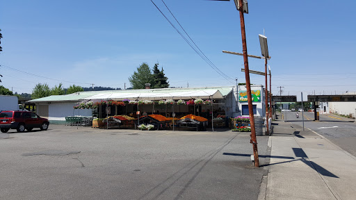 Produce Market «Spicer Brothers Produce», reviews and photos, 508 14th St, Oregon City, OR 97045, USA