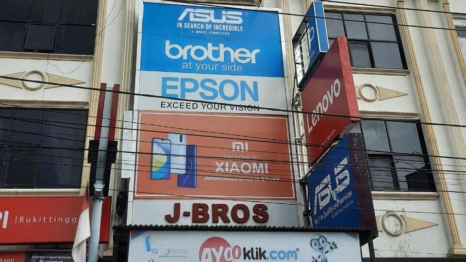 Jbros Computer & Smartphone Bukittinggi Photo
