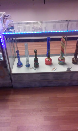 Tobacco Shop «Inferno Smoke Shop», reviews and photos, 2110 Mariner Blvd, Spring Hill, FL 34609, USA