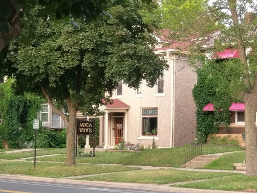 Tattoo Shop «Mecca Tattoo», reviews and photos, 115 S Broad St, Mankato, MN 56001, USA