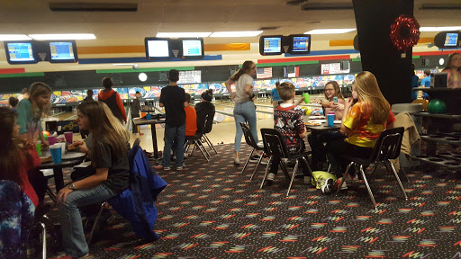 Bowling Alley «Val Lanes Recreation Center», reviews and photos, 100 Ashworth Rd, West Des Moines, IA 50265, USA