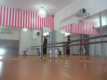 Escuela De Danzas Just Dance