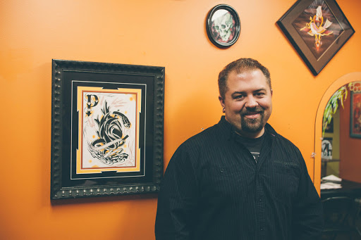 Tattoo Shop «Wingnut Tattoo & Piercing Studio», reviews and photos, 2022 N Ferry St #1201, Anoka, MN 55303, USA