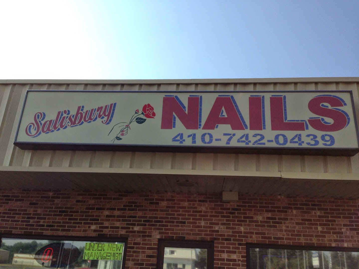 Salisbury Nails LLC