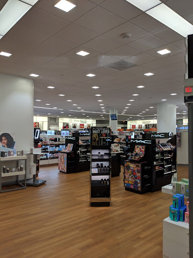 Hair Salon «Ulta Beauty», reviews and photos, 2245 S Shore Center, Alameda, CA 94501, USA