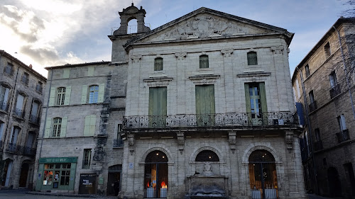 Magasin de vêtements Carrefour de la Soie Pézenas