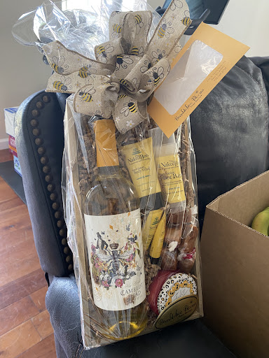 Florist «Bumblebee Blooms Flower Boutique», reviews and photos, 135 N Sierra St a, Reno, NV 89501, USA