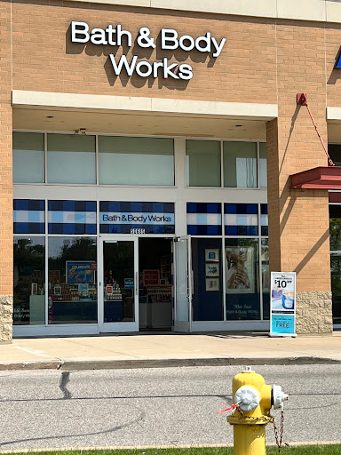 Beauty Supply Store «Bath & Body Works», reviews and photos, 50685 Waterside Dr, Chesterfield, MI 48051, USA