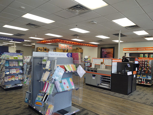 Print Shop «FedEx Office Print & Ship Center», reviews and photos, 110 Wolf Rd, Albany, NY 12205, USA