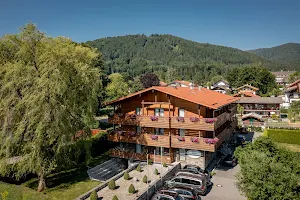 Hotel Villa Lago image
