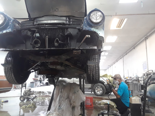 Auto Body Shop «Maaco Collision Repair & Auto Painting», reviews and photos, 3308 E Pioneer Pkwy, Arlington, TX 76010, USA