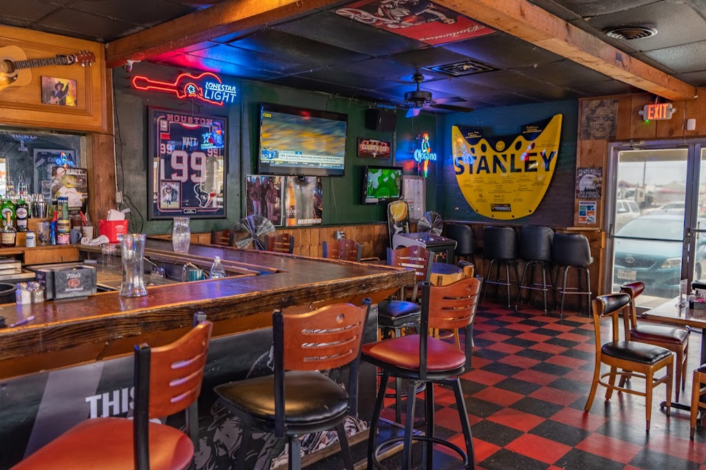 Brown Bag Saloon 77904