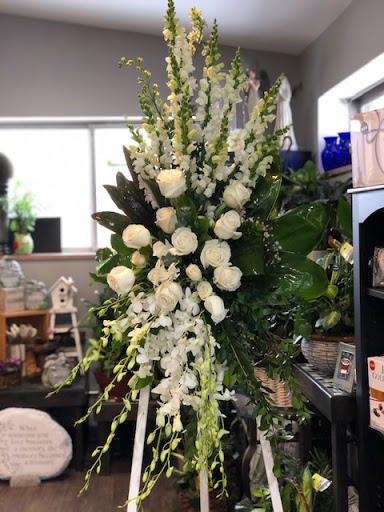 Florist «Irish Rose Flower Shop», reviews and photos, 25571 Woodward Ave, Royal Oak, MI 48067, USA