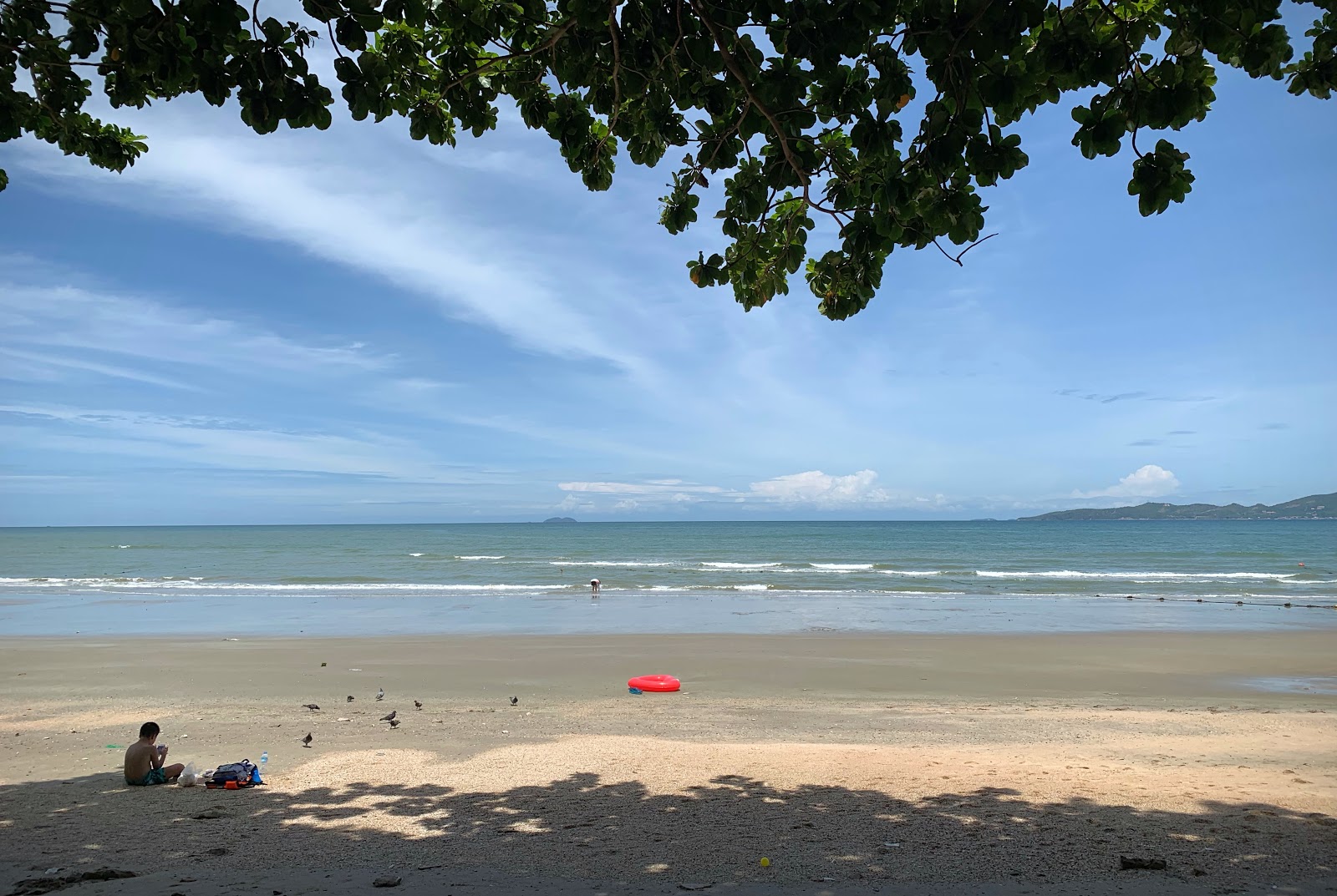 Photo of Paradise Beach and the settlement