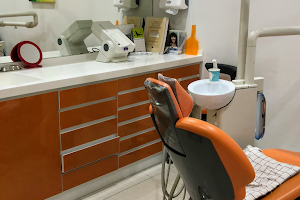 Dr Chong & Partners Dental Clinic (Bukit Indah Branch) image